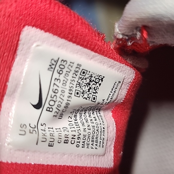 NIKE Revolution Toddler Boys Sz 5C PreLoved EUC Red Black White Gray BQ5673-603 - Picture 8 of 8